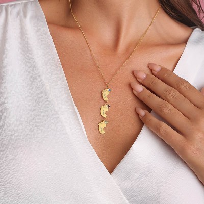 Collar de mamá personalizado chapado en oro de 18 quilates con pies de bebé 1-10 colgantes