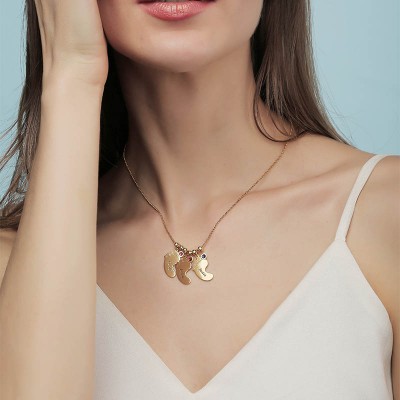 Chapado en oro rosa de 18 quilates personalizado 1-10 collar de dijes grabables con forma de pies de bebé colgante collar de piedras de nacimiento para mamá