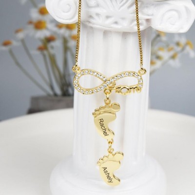 Collar de mamá infinito personalizado con pies de bebé 1-10 colgantes