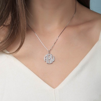 Collar personalizado con nombre de circonitas y monogramas