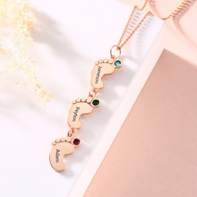 Collar de mamá personalizado chapado en oro rosa de 18 quilates con pies de bebé 1-10 colgantes