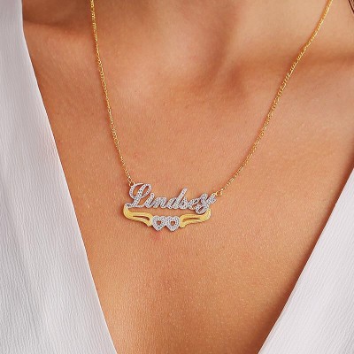 Collar con nombre bicolor personalizado chapado en oro de 18 quilates con decoración de corazón debajo